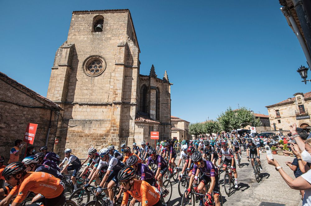 La Vuelta Group Ride with KernPharma 2