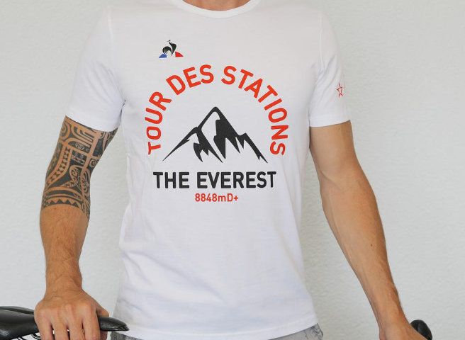 Le Tour des Stations merchandising package