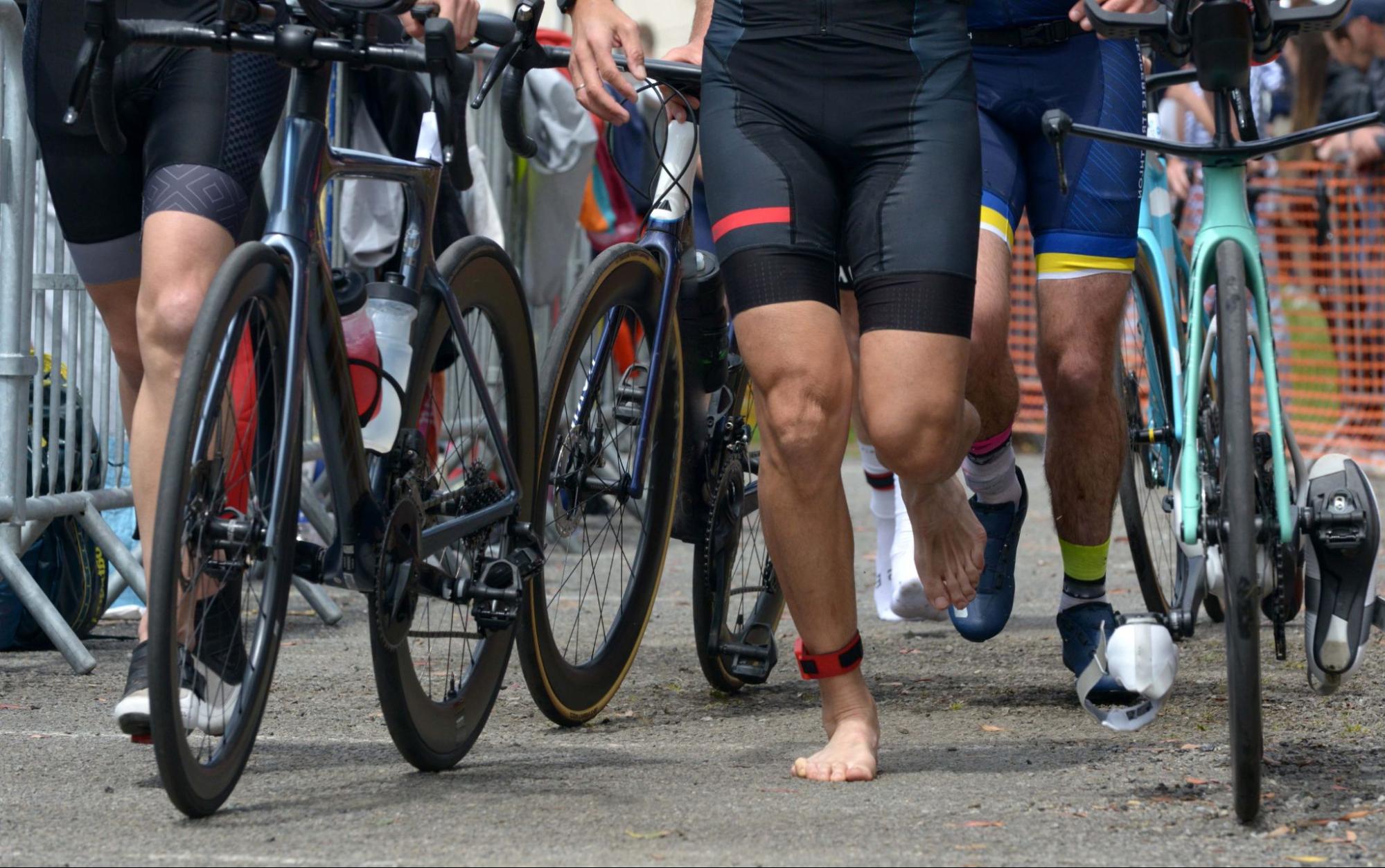 Triathlon Training Strength Training On Bike How To Train For A Triathlon With Gym Machines Aaptiv